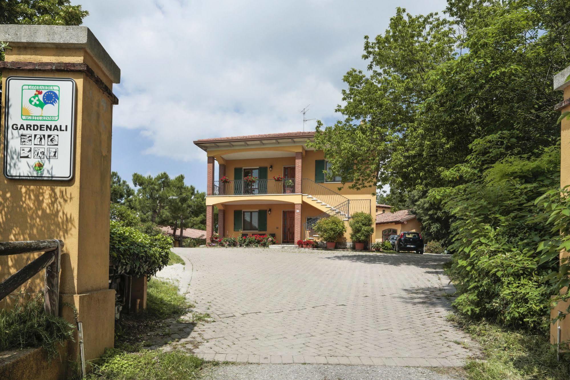 Agriturismo Gardenali 沃尔塔曼托瓦纳 外观 照片